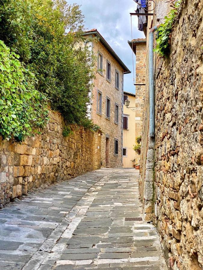 Apartamento Dimora Del Poggio - Charming Historic Centre - San Quirico dʼOrcia Exterior foto